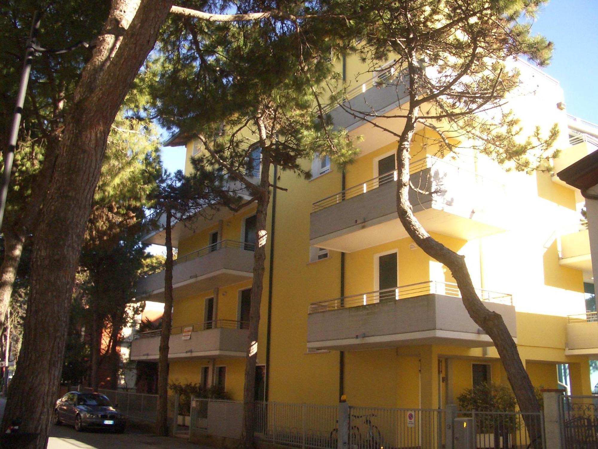 Residence Solemaria Caorle Bagian luar foto
